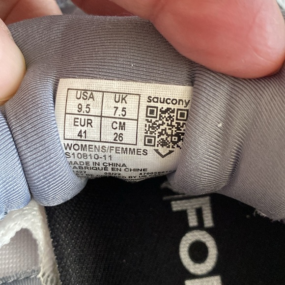 SAUCONY women running shoes - Picture 8 of 16